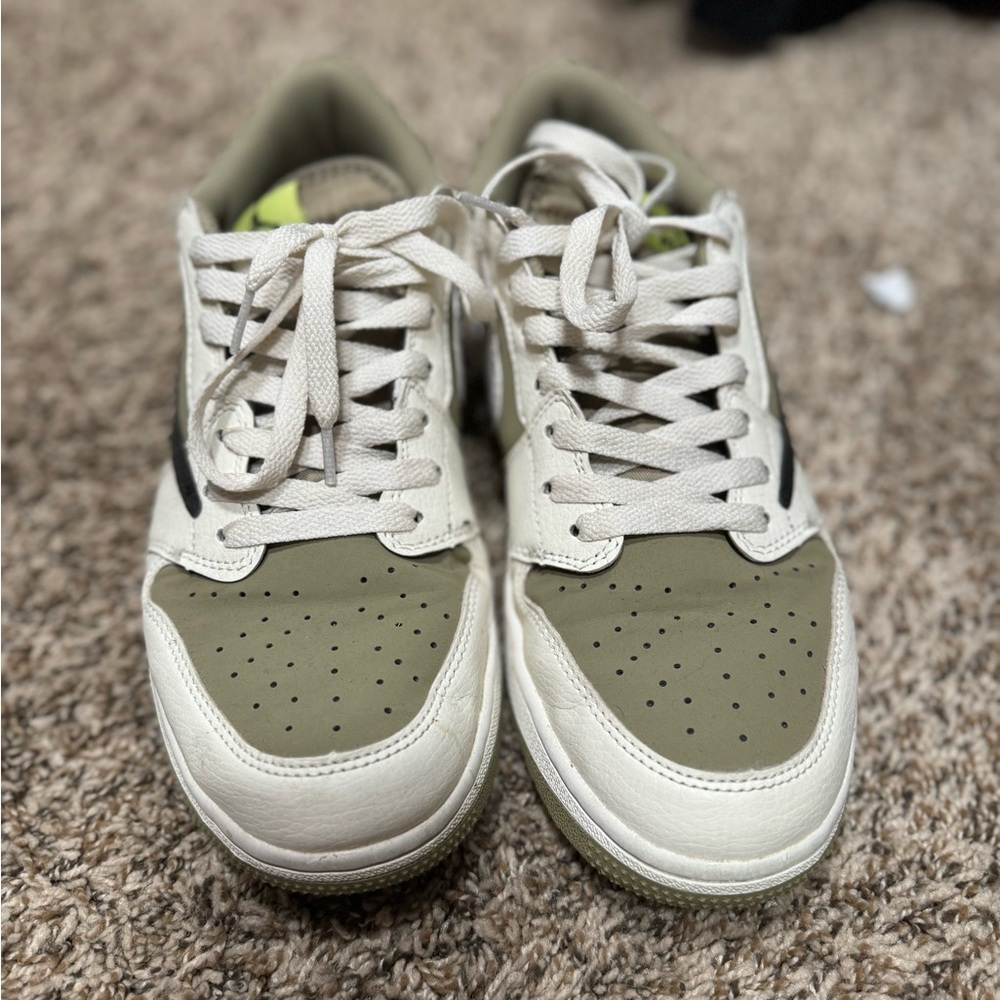 Travis Scott - Golf Jordan 1 Low Retro